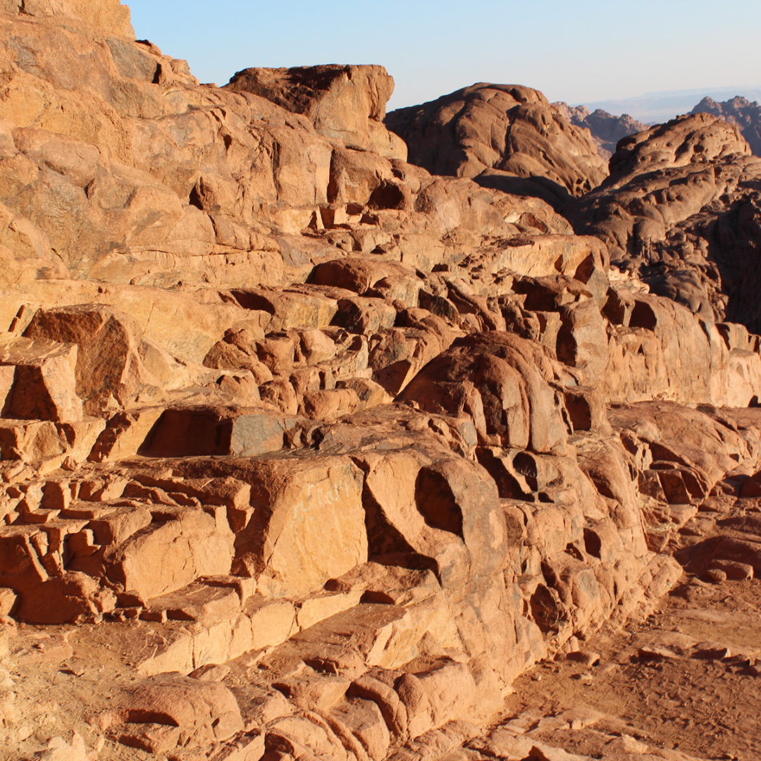vivi & vela bairyu inspiration - rugged rocky desert landscape in warm tones